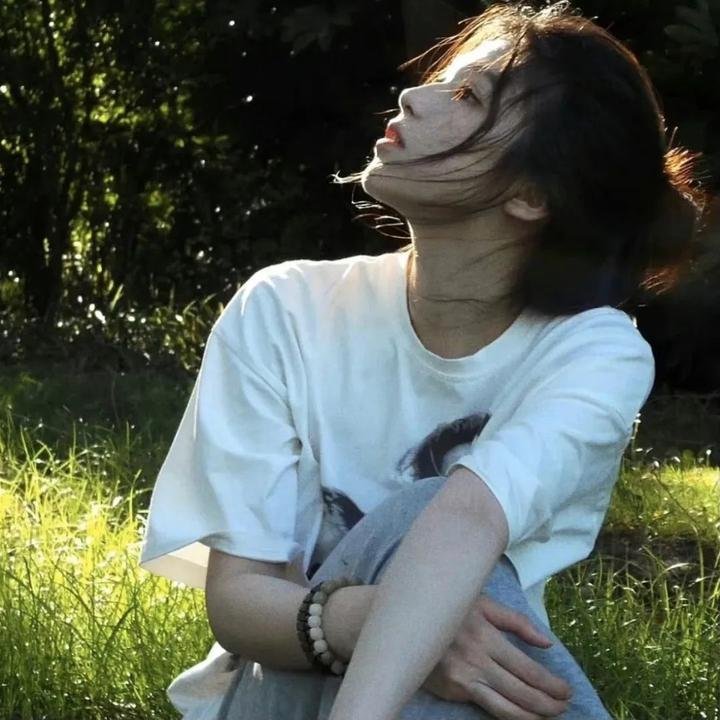 男人与婴儿